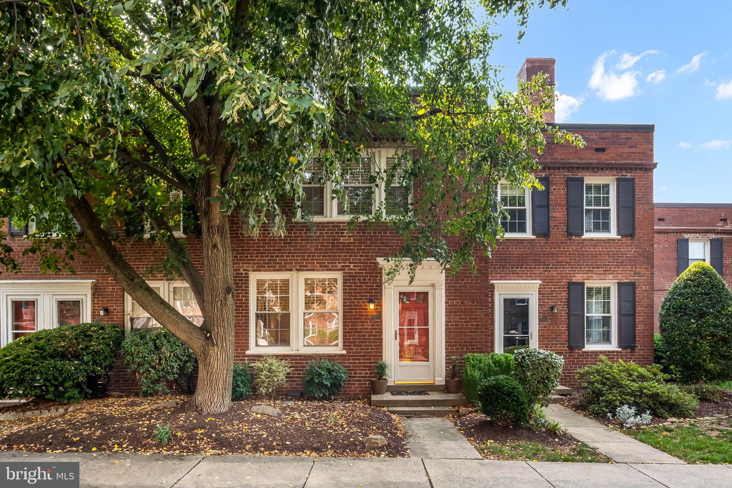 2600 16th Street S #687