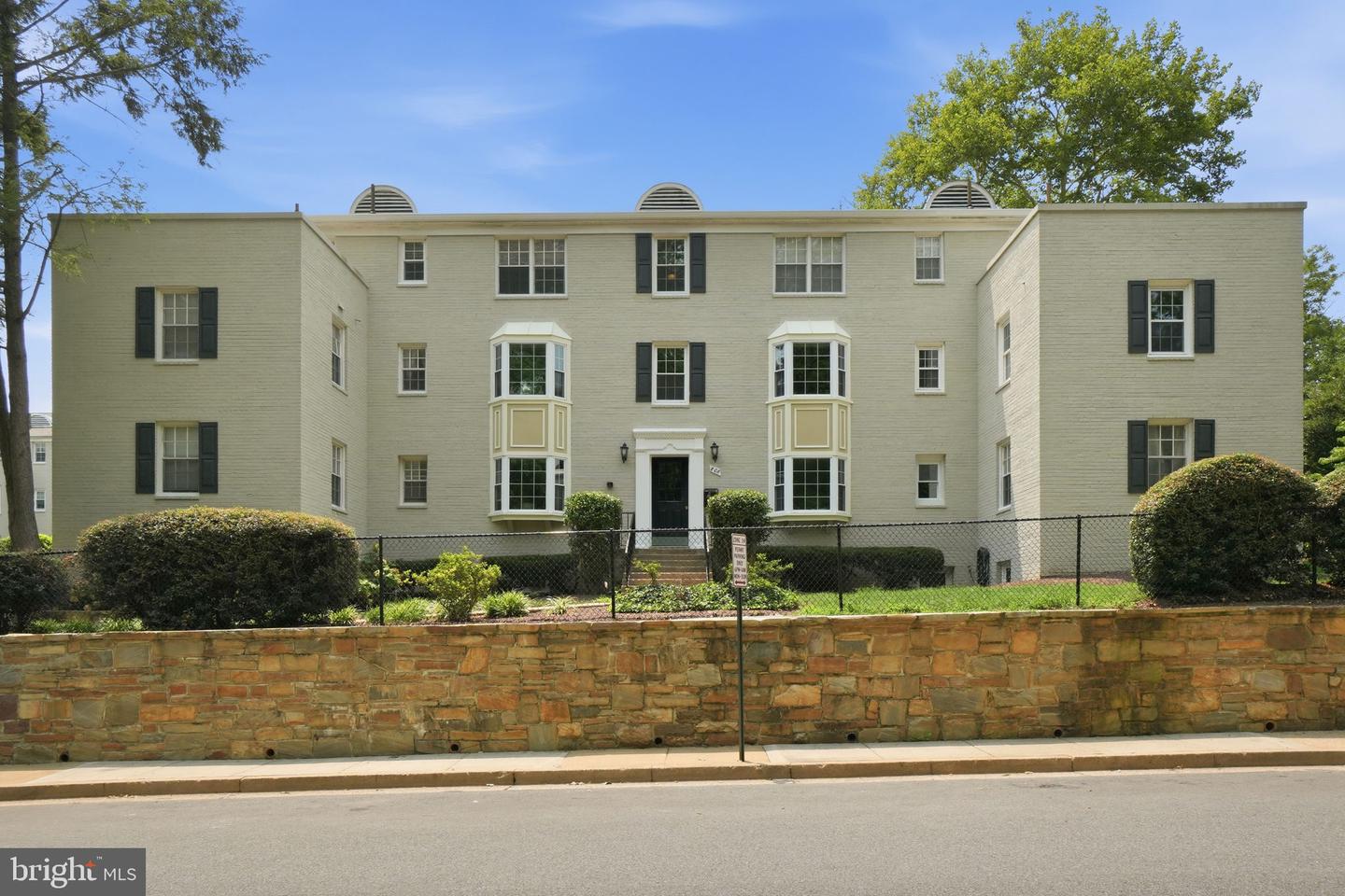 808 S Arlington Mill Drive #9-302