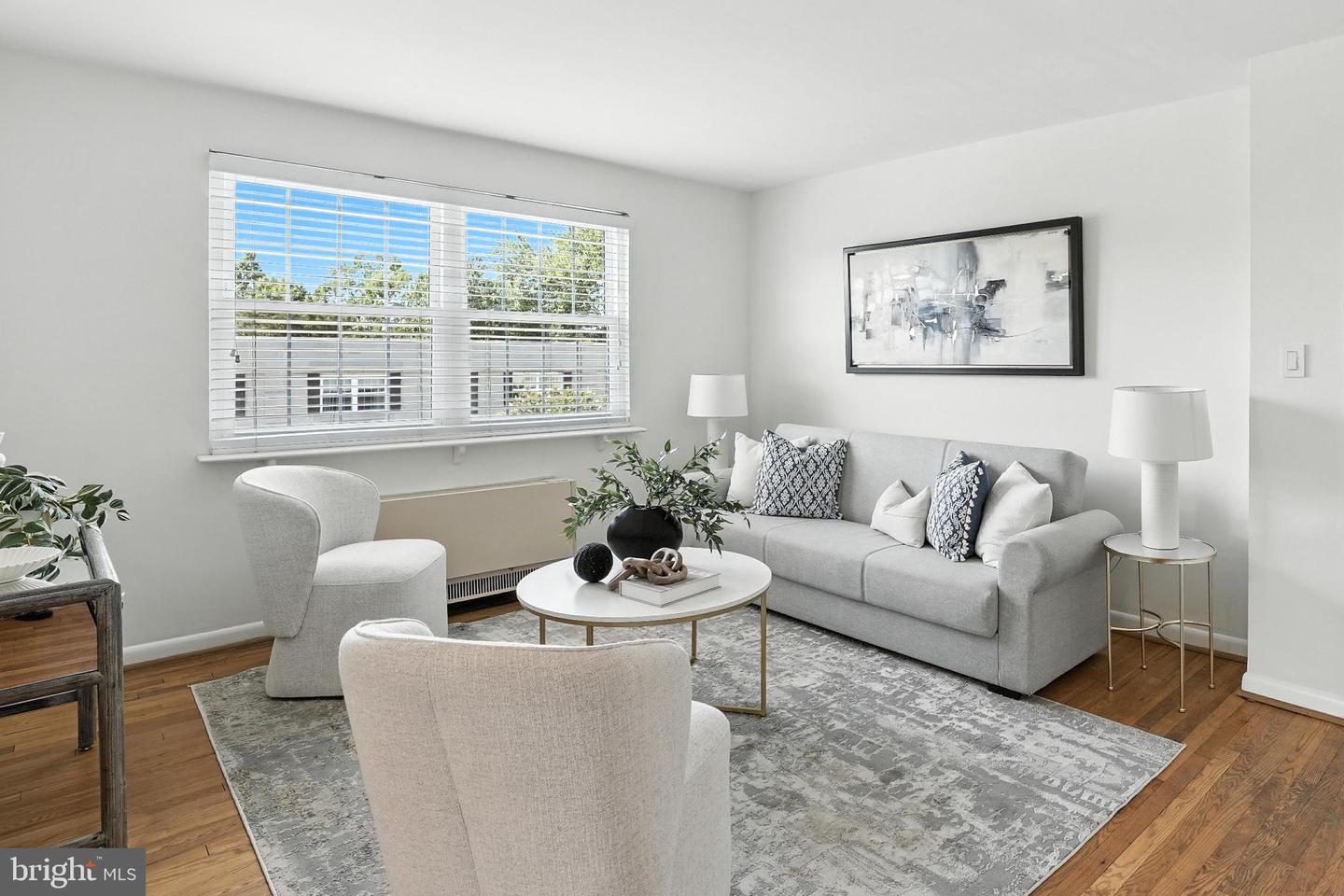 2030 N Vermont Street #304