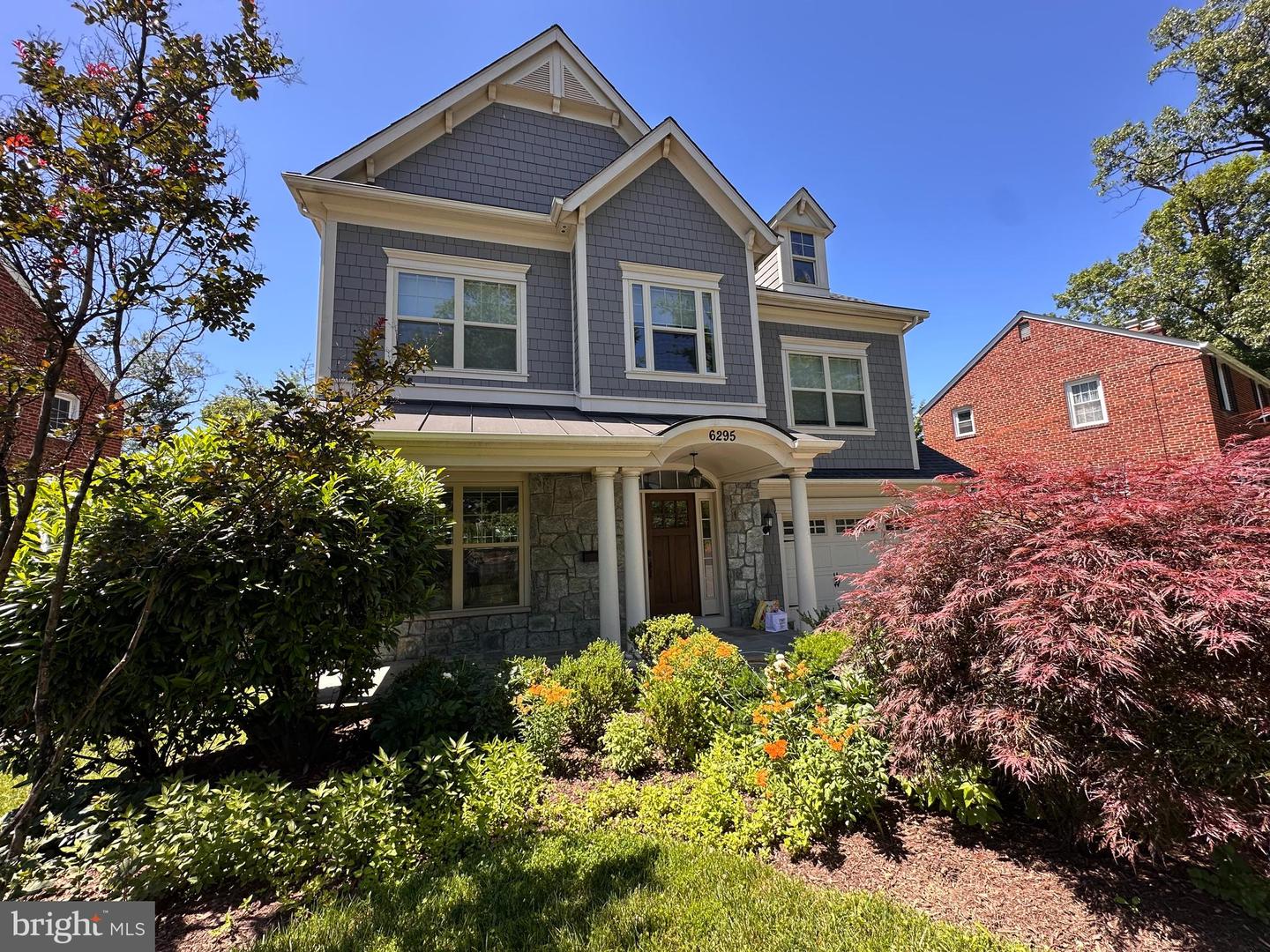 6295 N 15th Place N