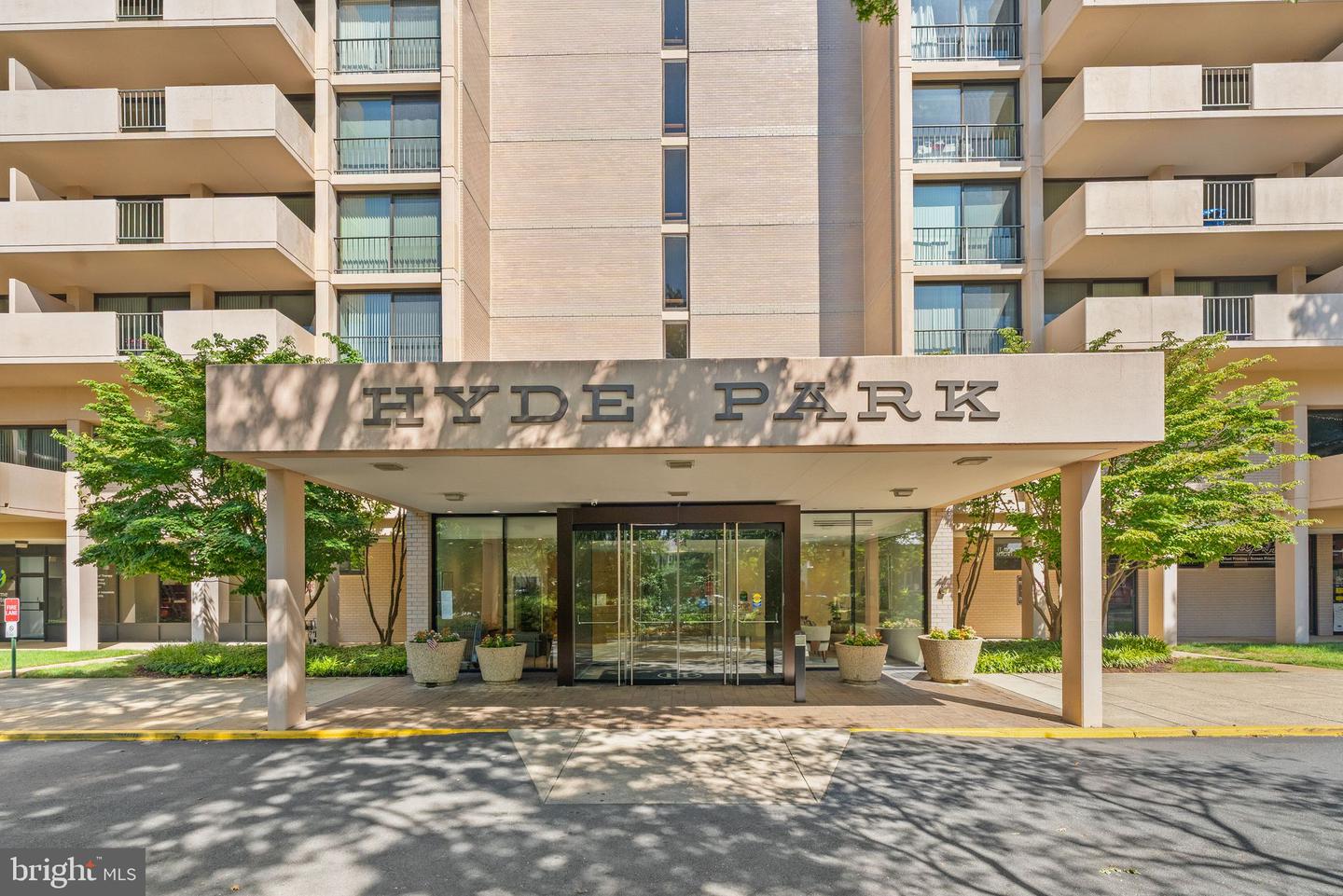 4141 N Henderson Road #1215
