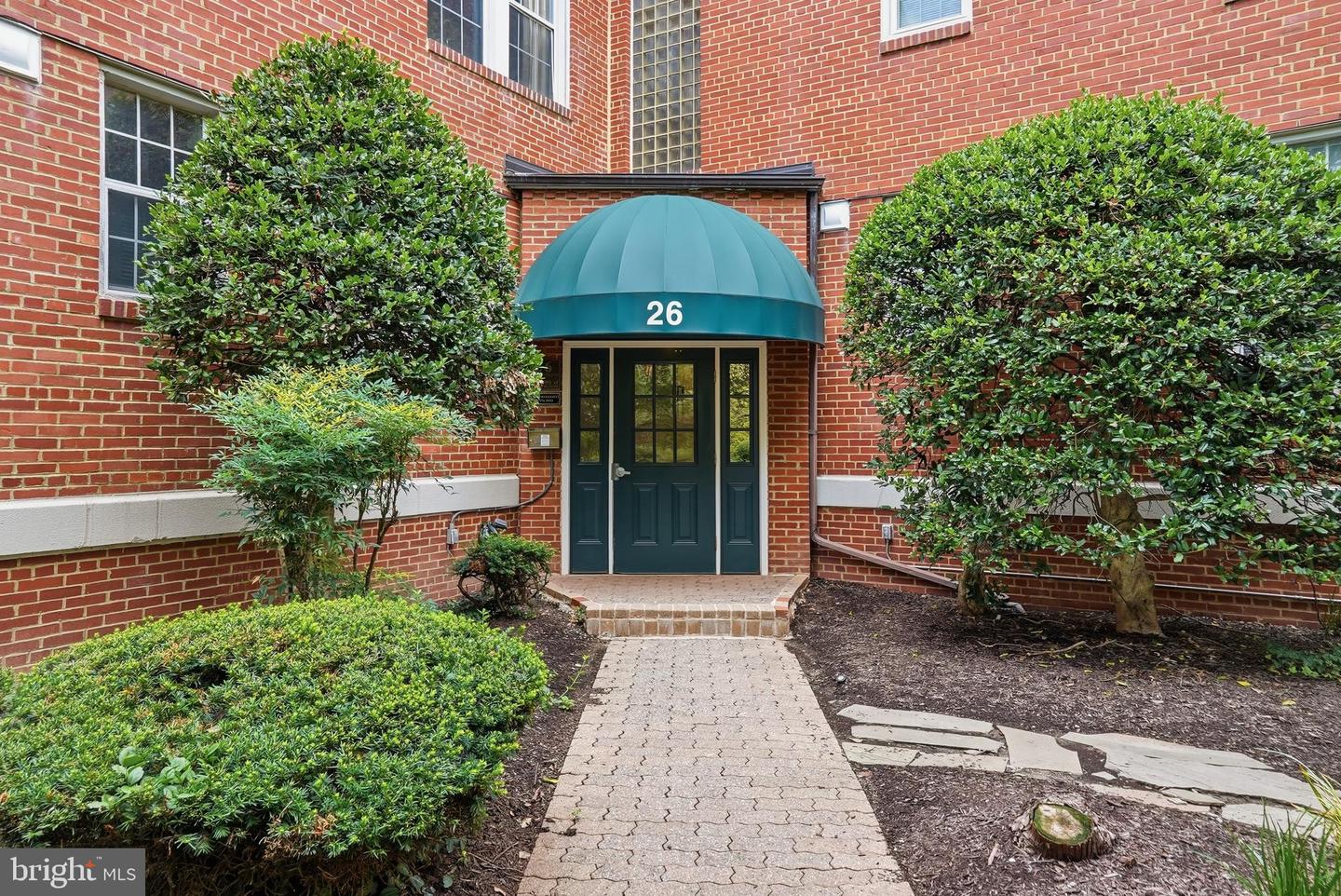 26 S Old Glebe Road #203-B