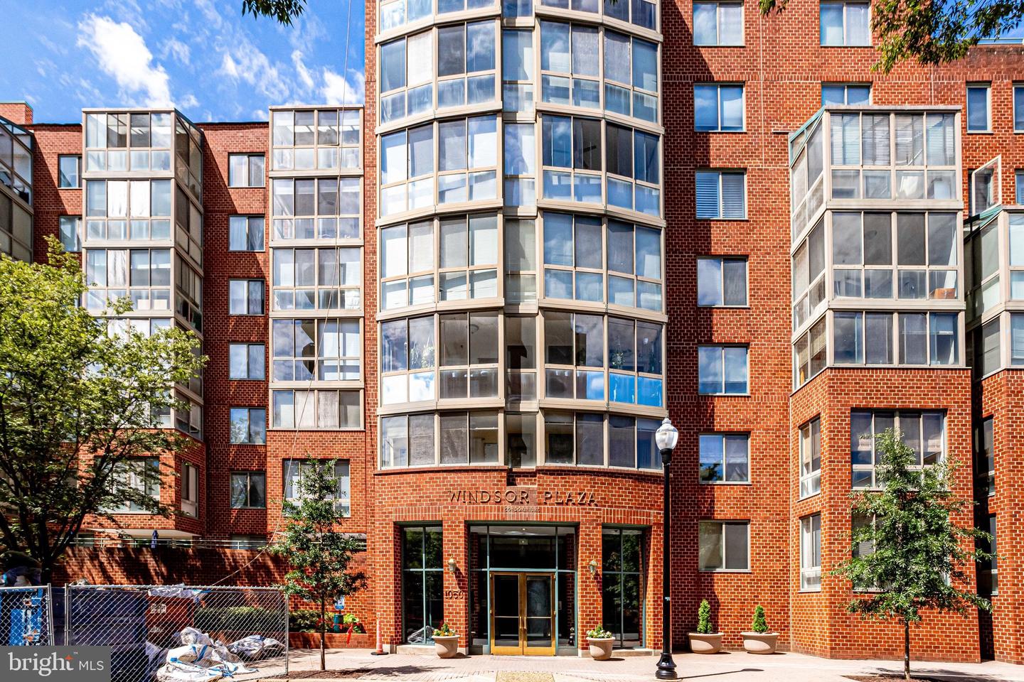 1050 N Taylor Street #1-203