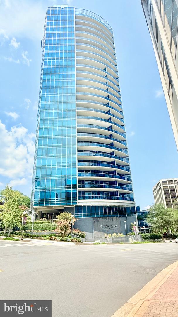 1881 N Nash Street #408