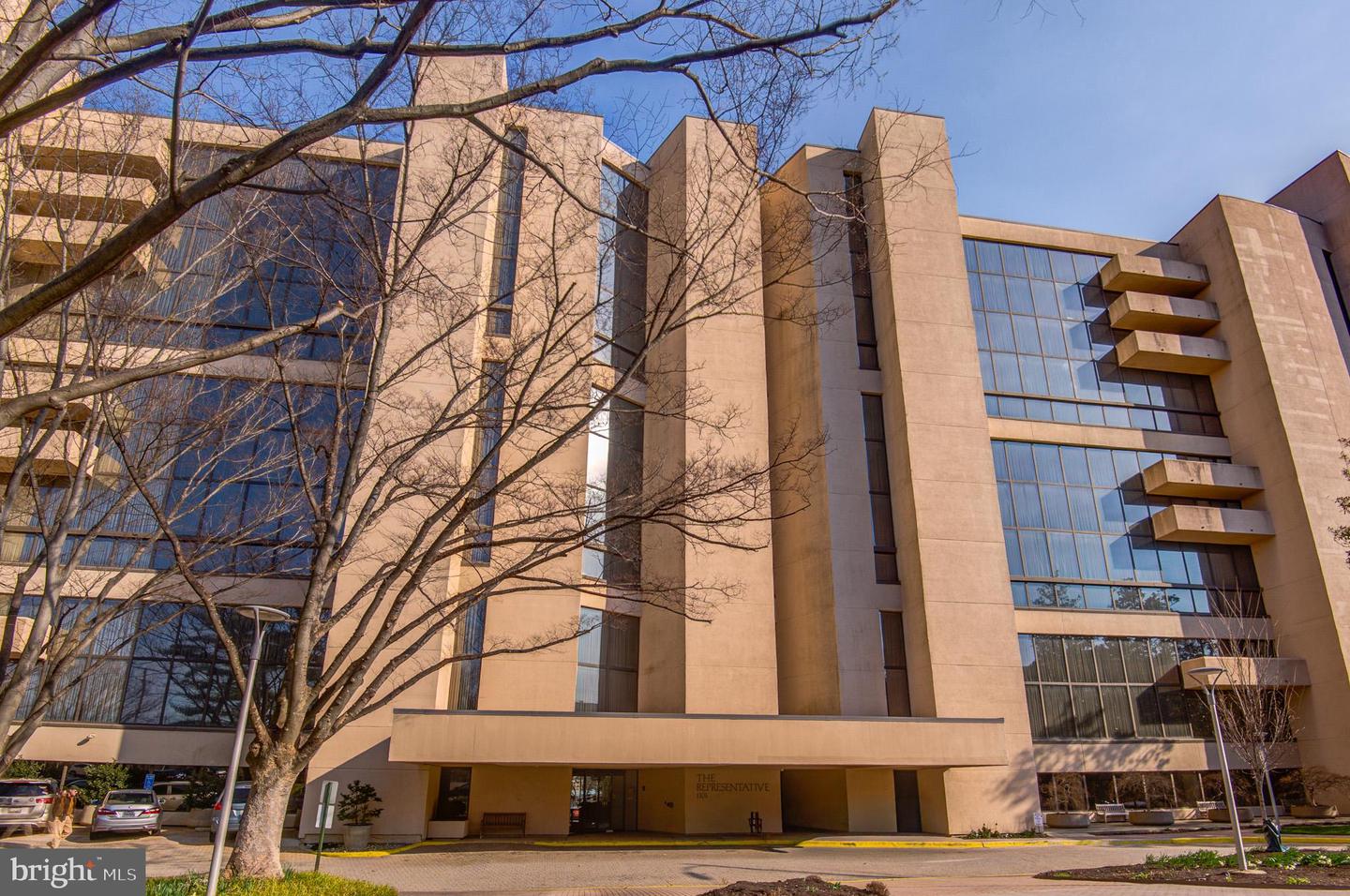 1101 S Arlington Ridge Road #106