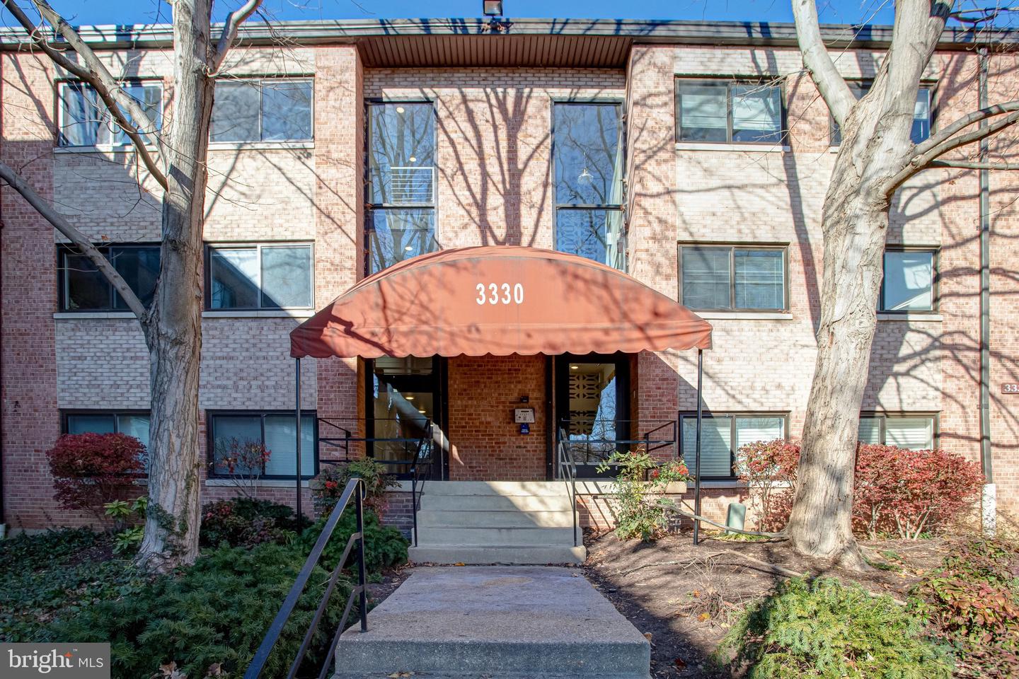 3330 S 28th Street #204, Alexandria