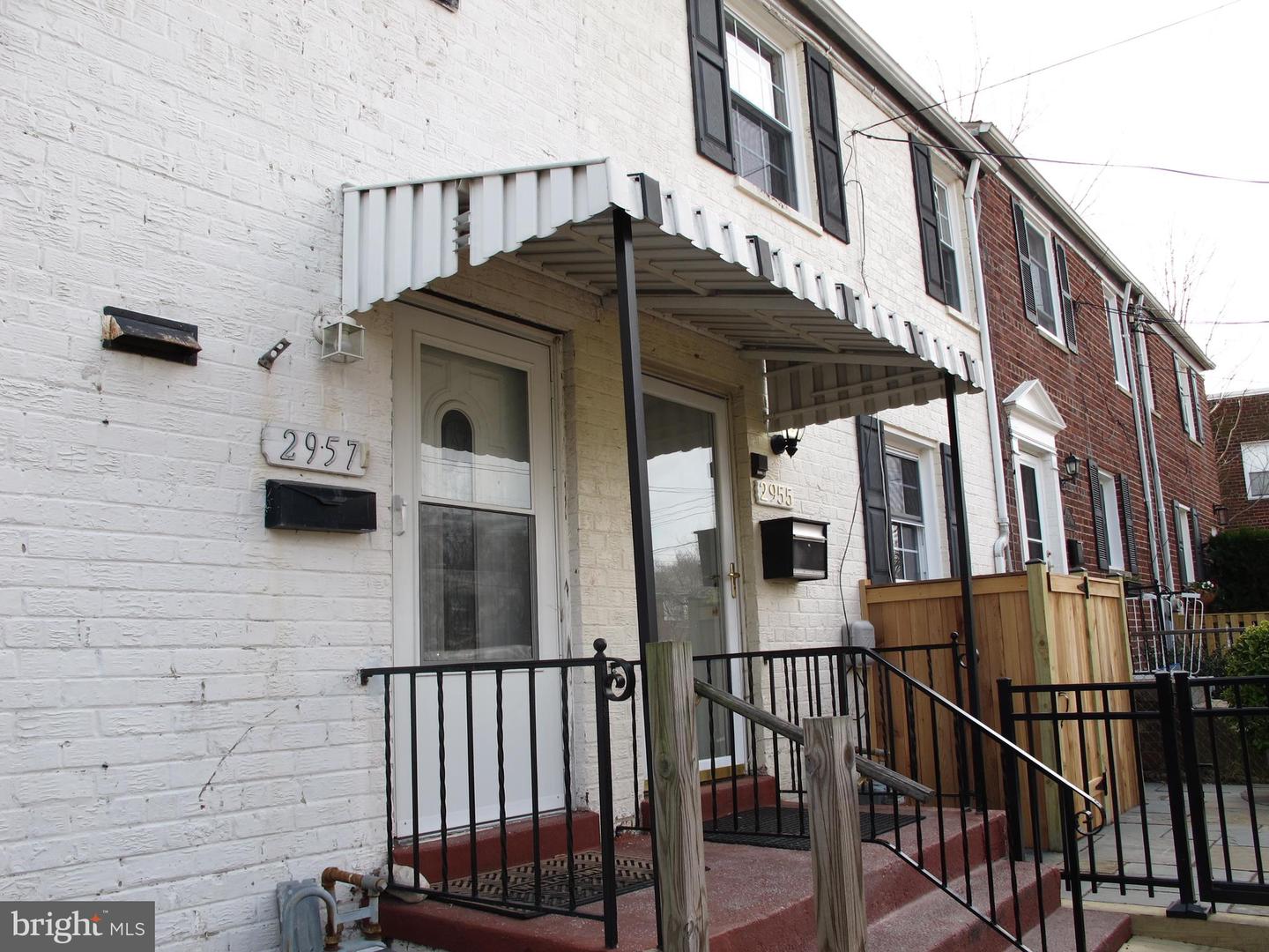 2957 Sycamore Street, Alexandria