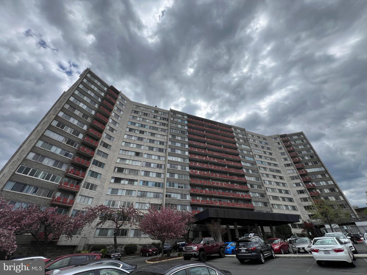5340 Holmes Run Parkway #1504, Alexandria