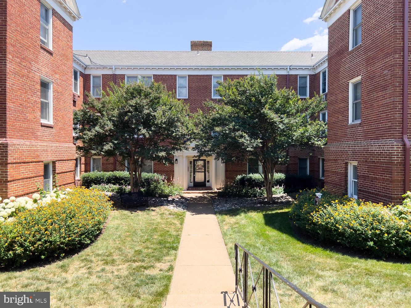 922 S Washington Street #203, Alexandria