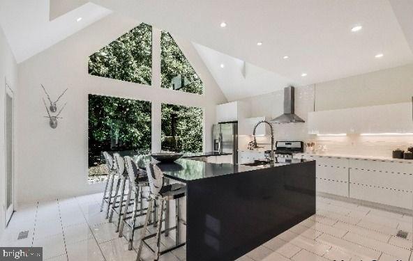 1108 Vassar Road, Alexandria