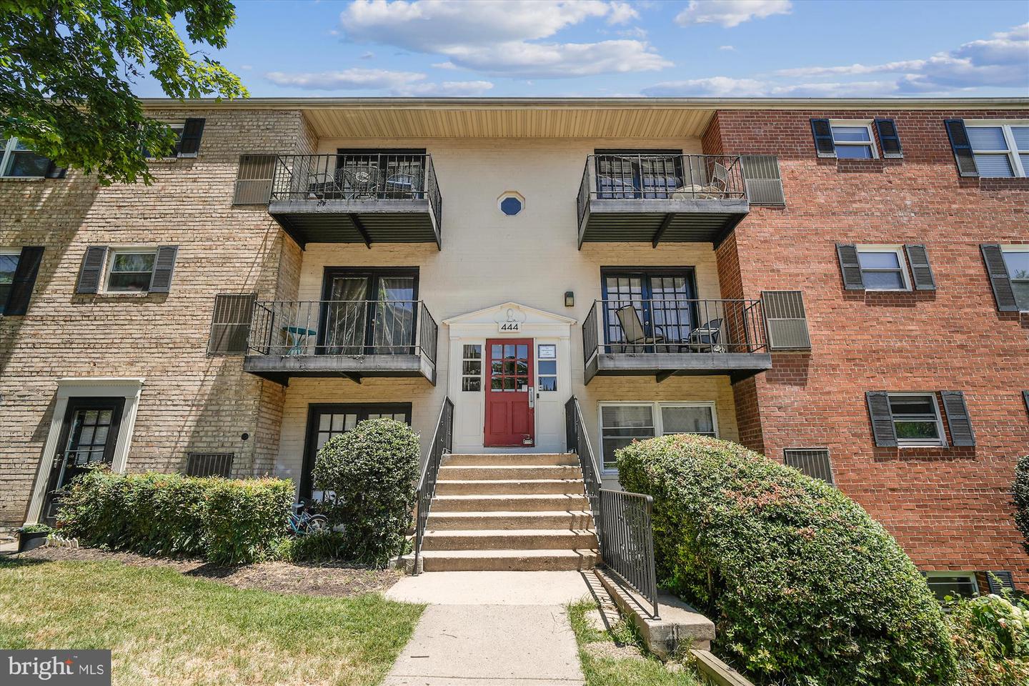 444 N Armistead Street #304, Alexandria