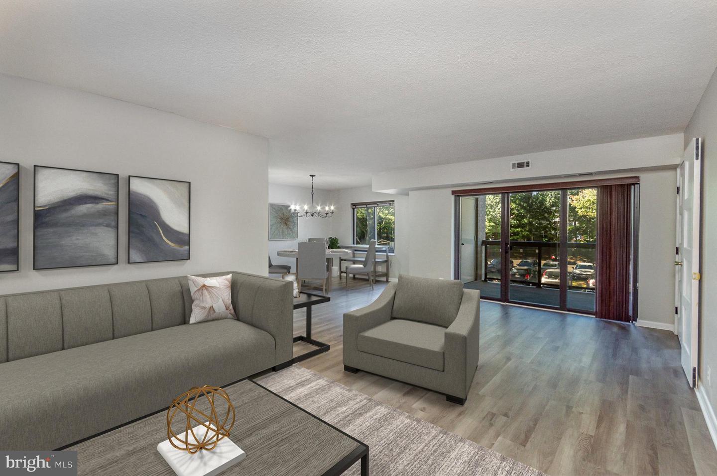 307 Yoakum Parkway #224, Alexandria