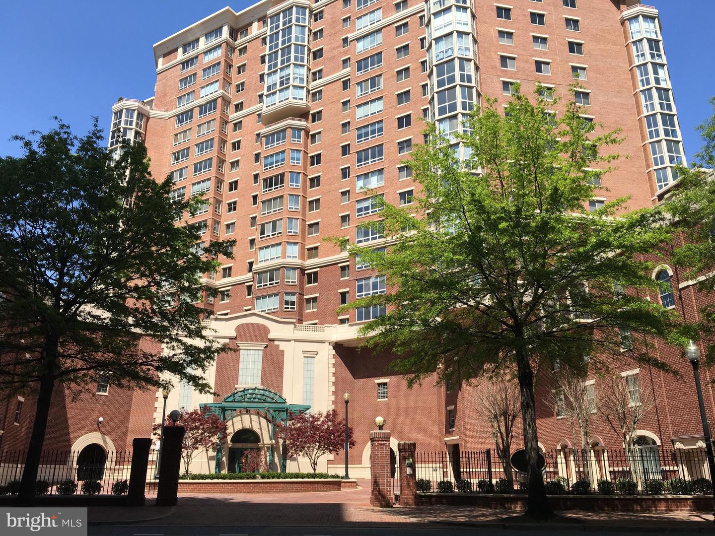 2121 Jamieson Avenue #1007, Alexandria