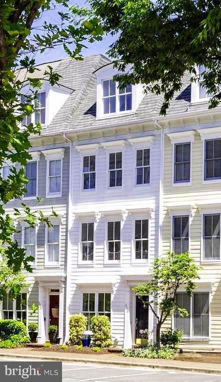 312 S Payne Street, Alexandria