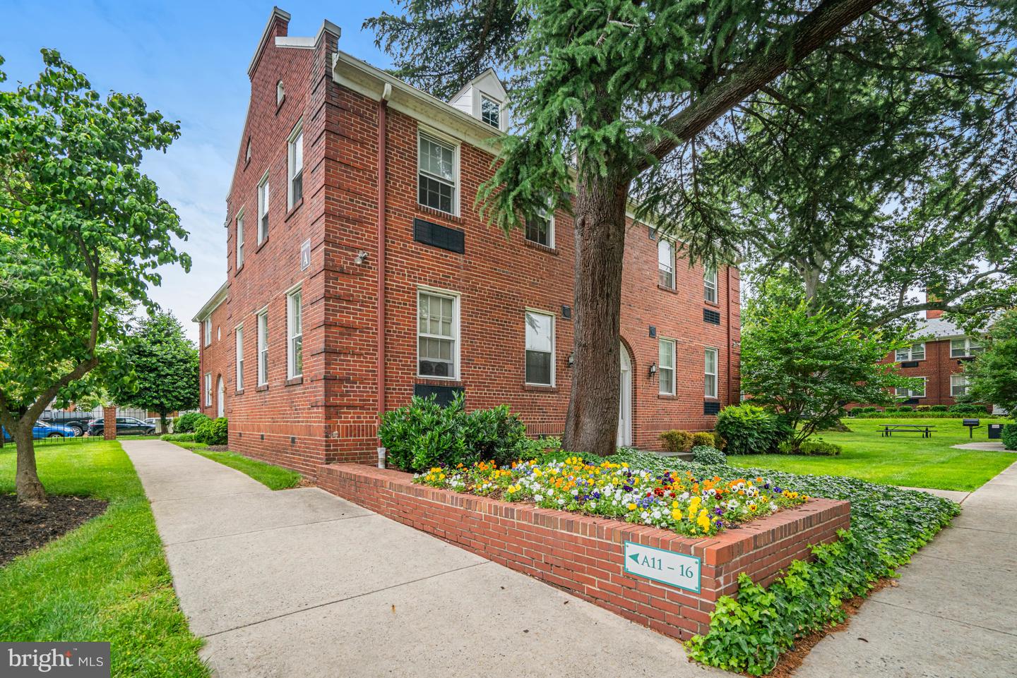 715 S Washington Street #a-13, Alexandria