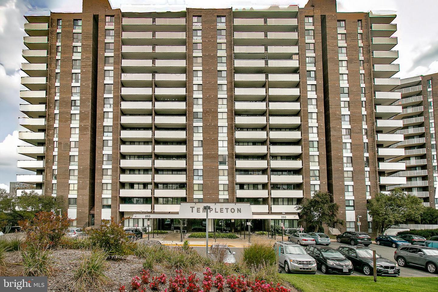 250 S Reynolds Street #105, Alexandria