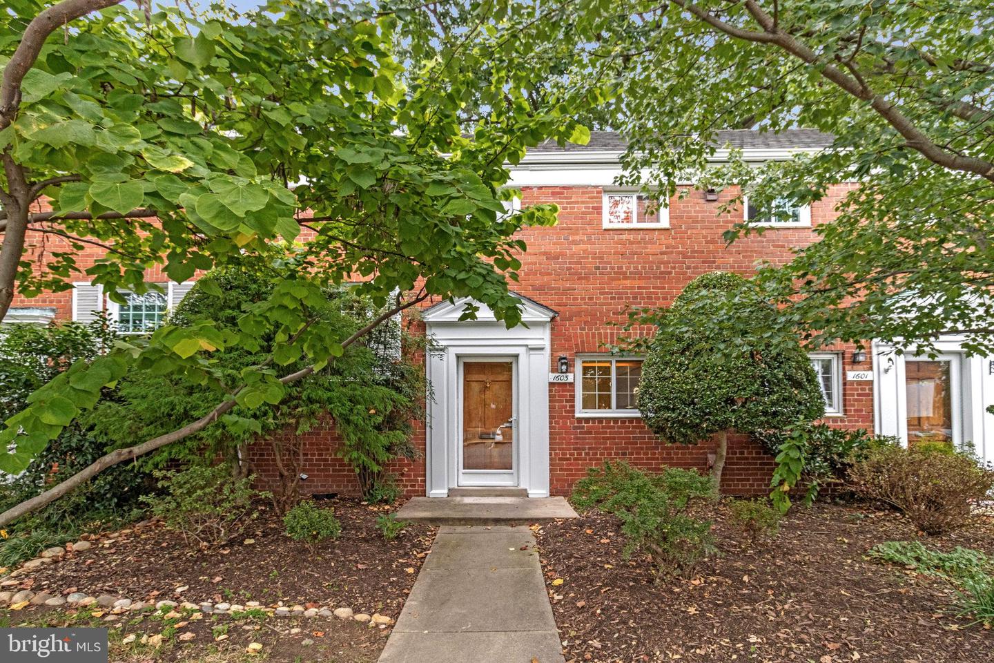 1603 Mount Eagle Place, Alexandria