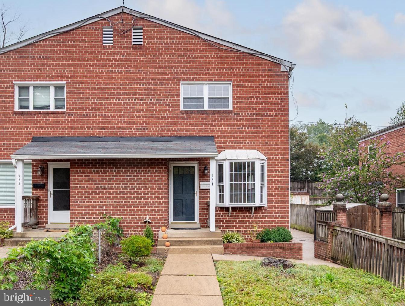 131 E Taylor Run Parkway, Alexandria