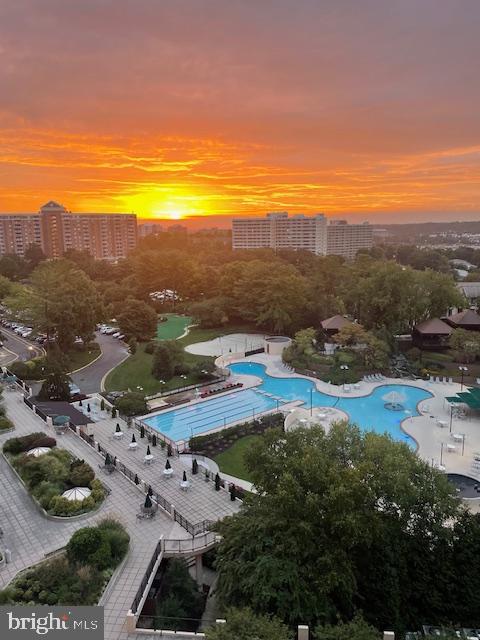 203 Yoakum Parkway #1512, Alexandria