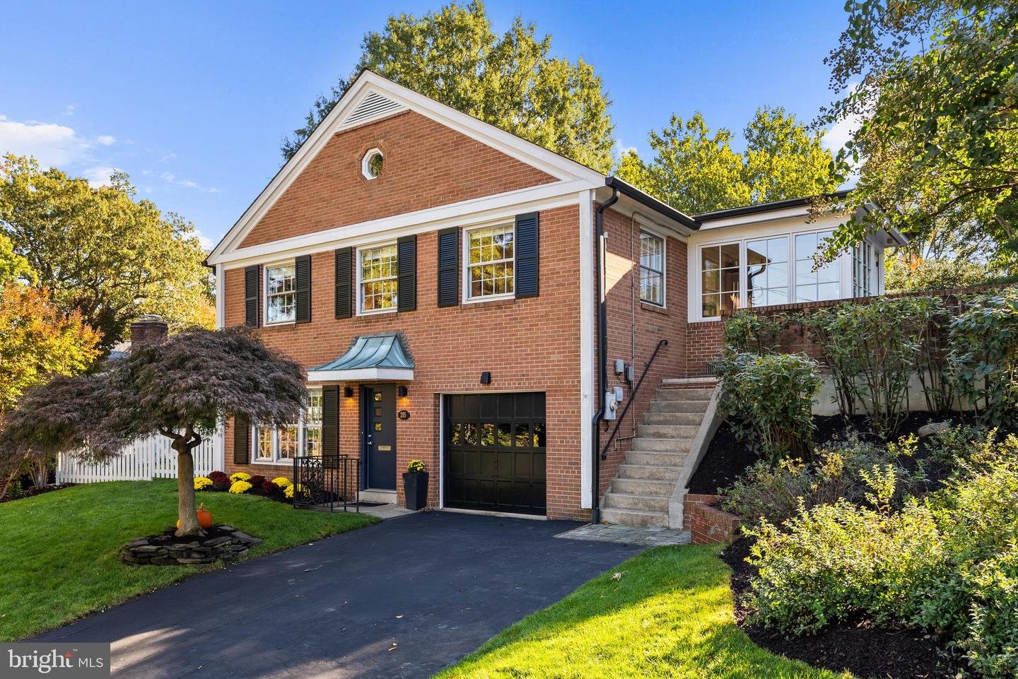 205 Vassar Place, Alexandria