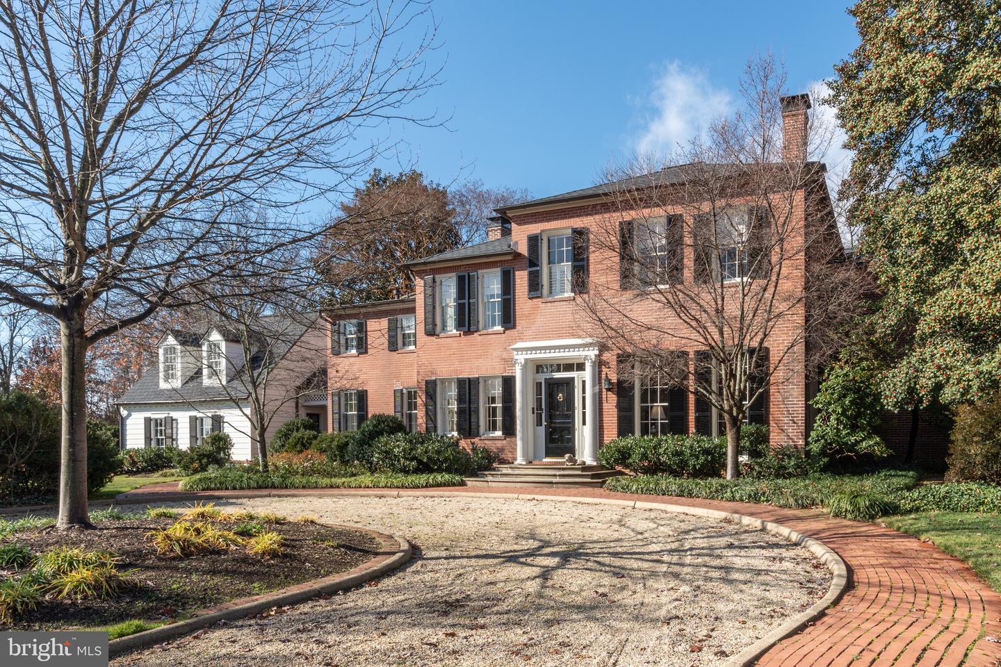 616 Fort Williams Parkway, Alexandria