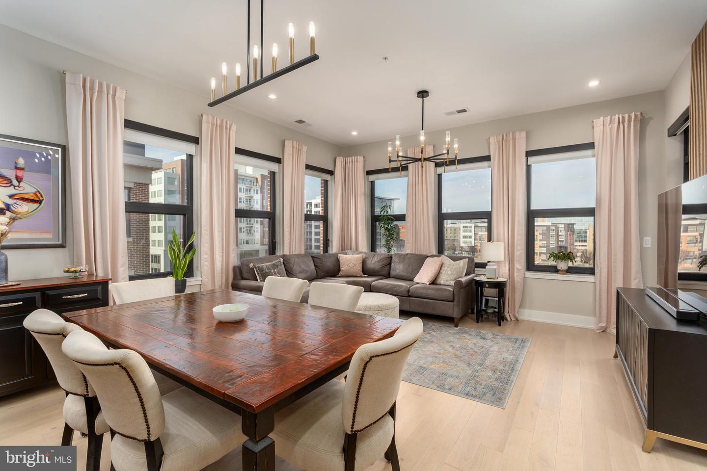737 Swann Avenue #502, Alexandria
