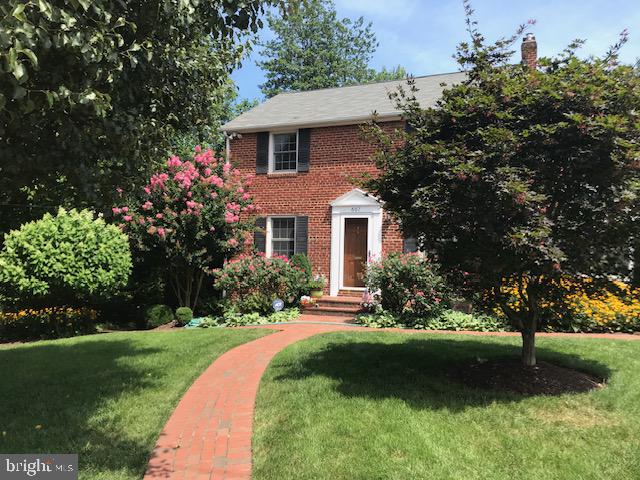 607 Janneys Lane, Alexandria
