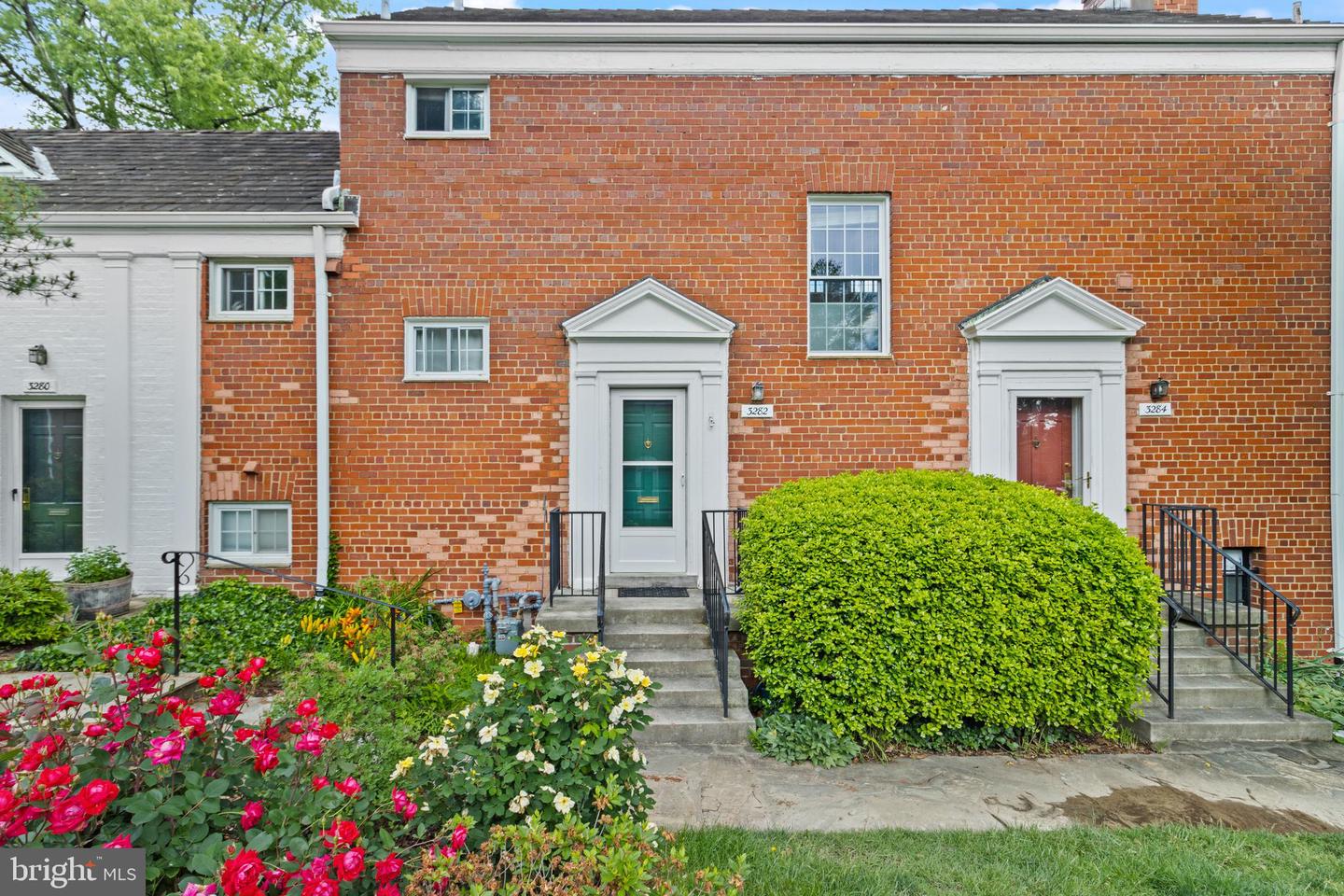 3282 Martha Custis Drive, Alexandria