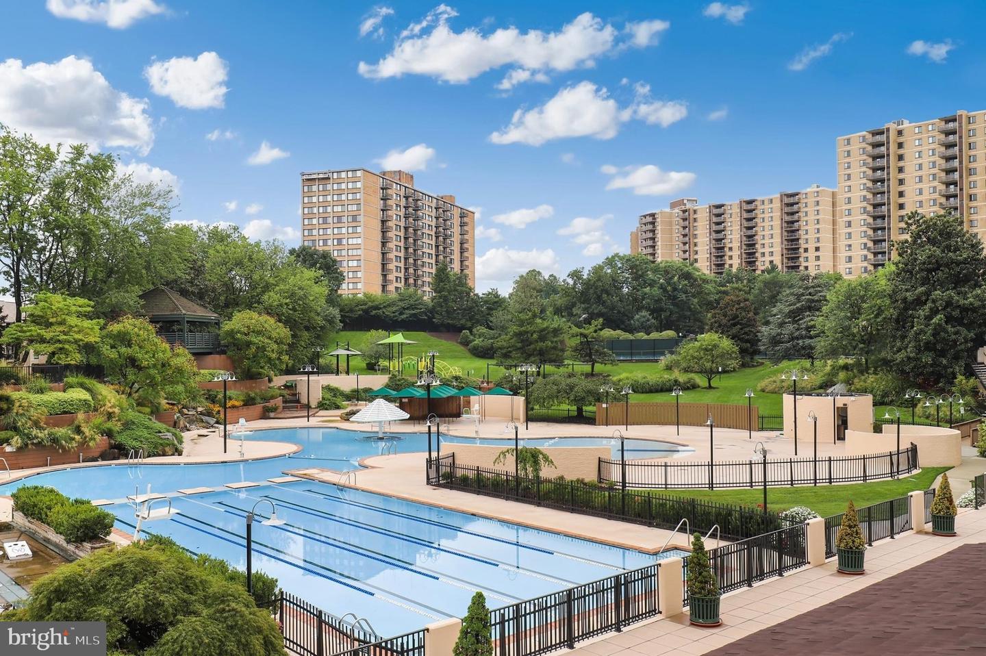 309 Yoakum Parkway #1604, Alexandria