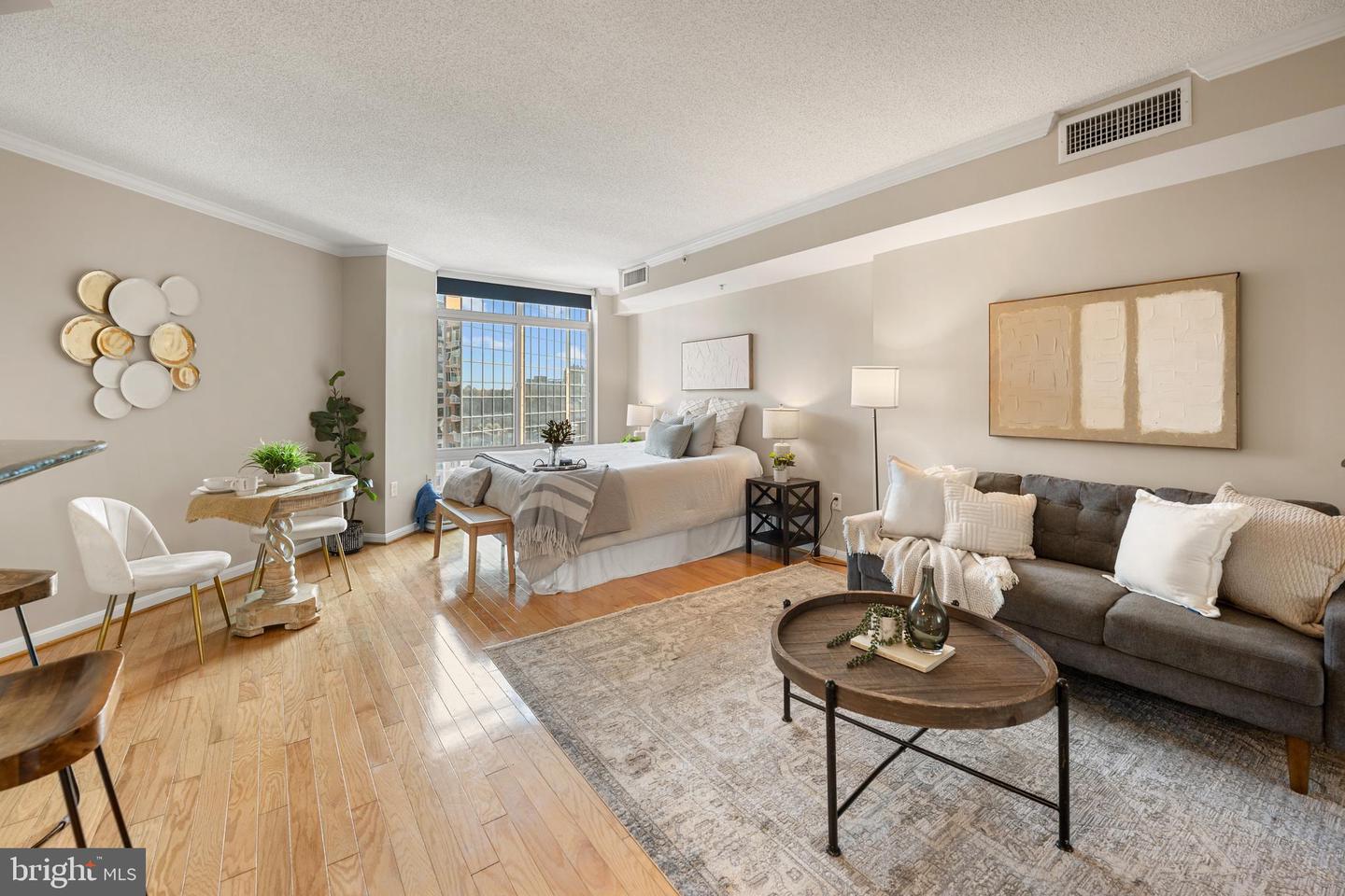 3101 N Hampton Drive #1319, Alexandria
