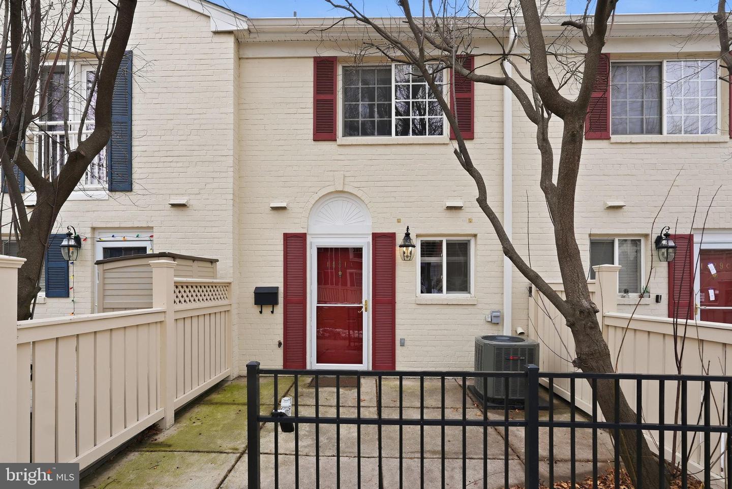 1431 N Van Dorn Street #a