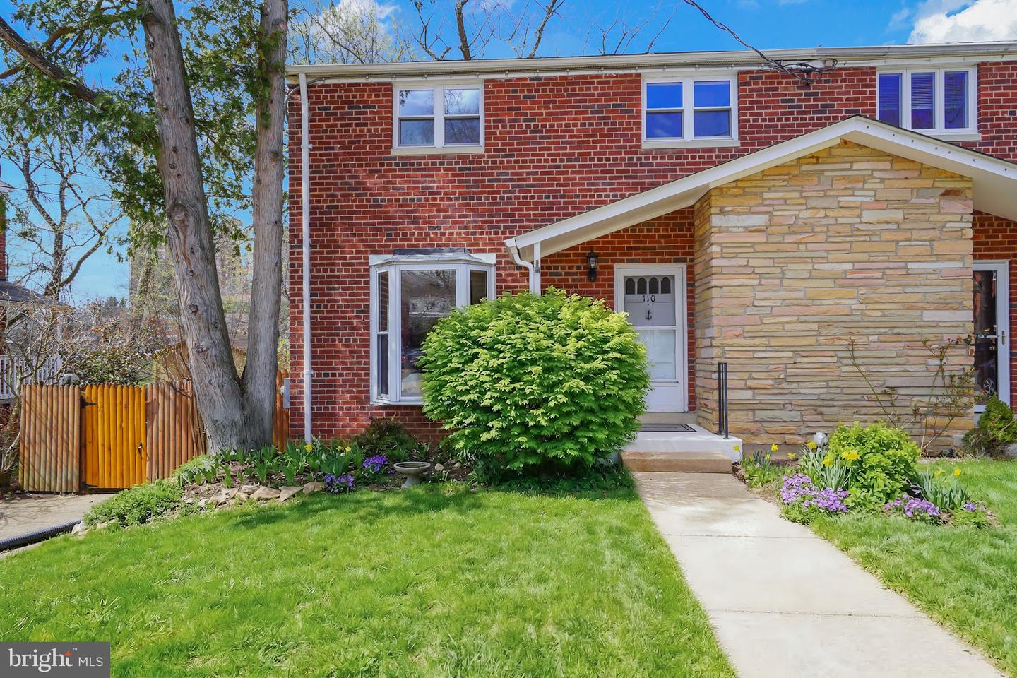110 E Taylor Run Parkway, Alexandria