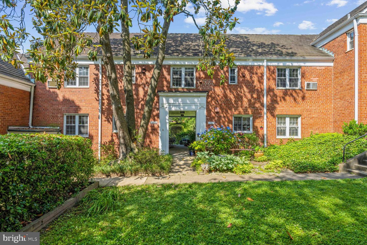 1705 Preston Road, Alexandria