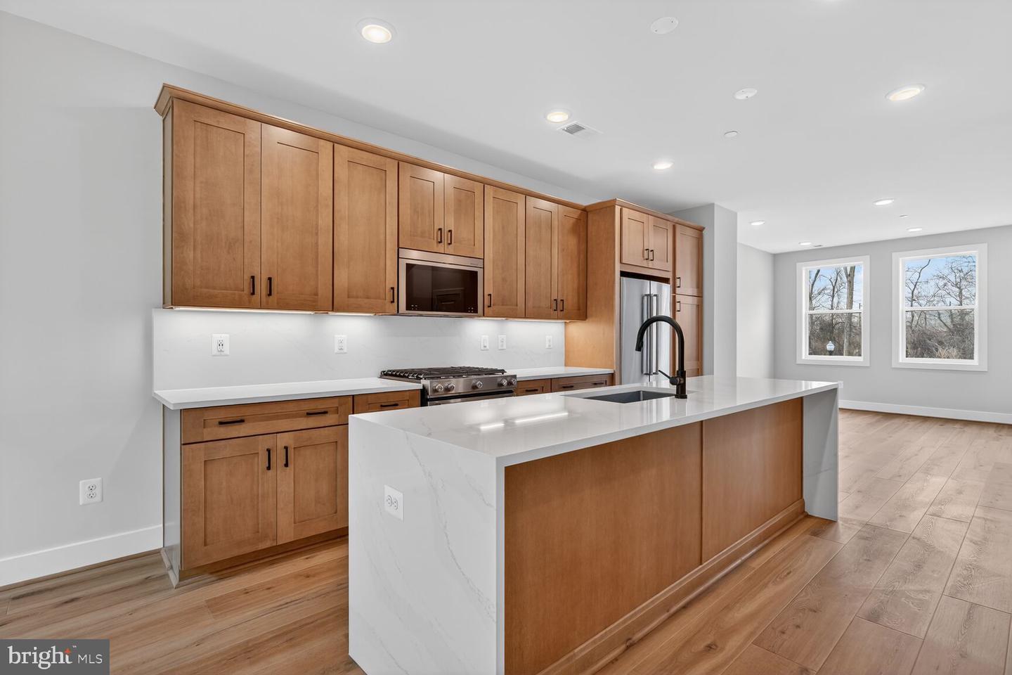 4965 Lachlan Mews