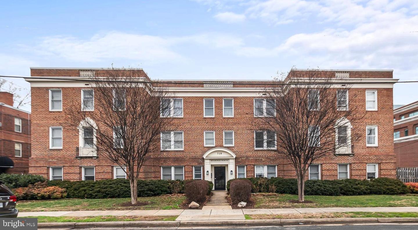 719 S Saint Asaph Street #201, Alexandria