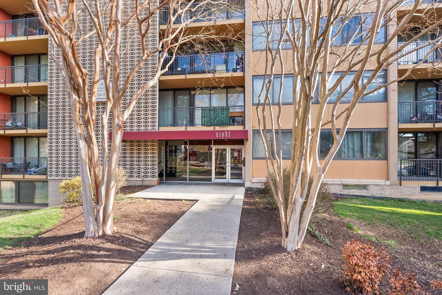 8 S Van Dorn Street #201
