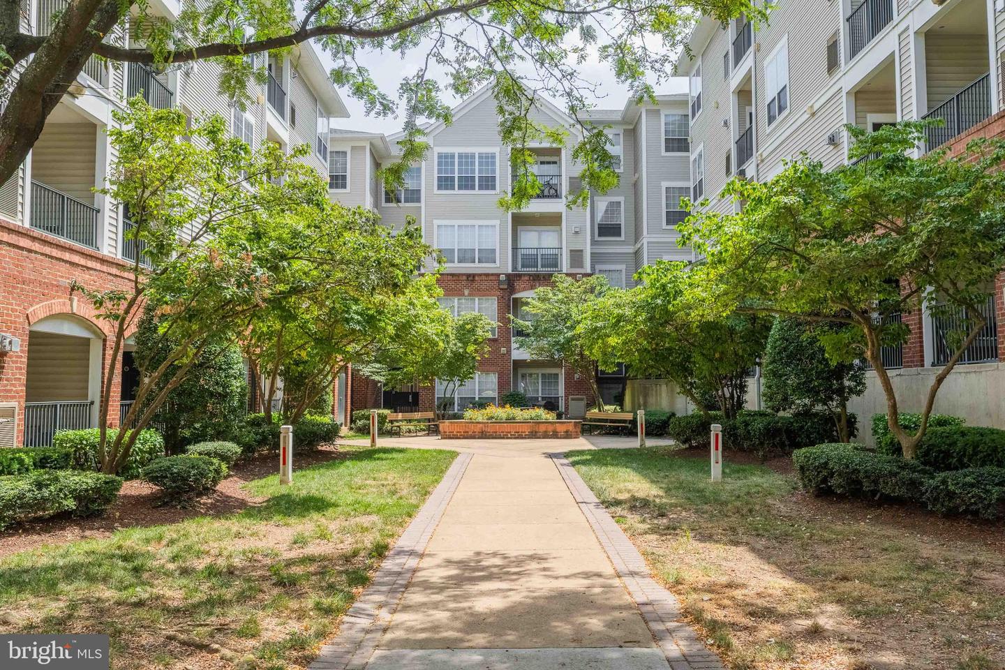 4860 Eisenhower Avenue #482, Alexandria