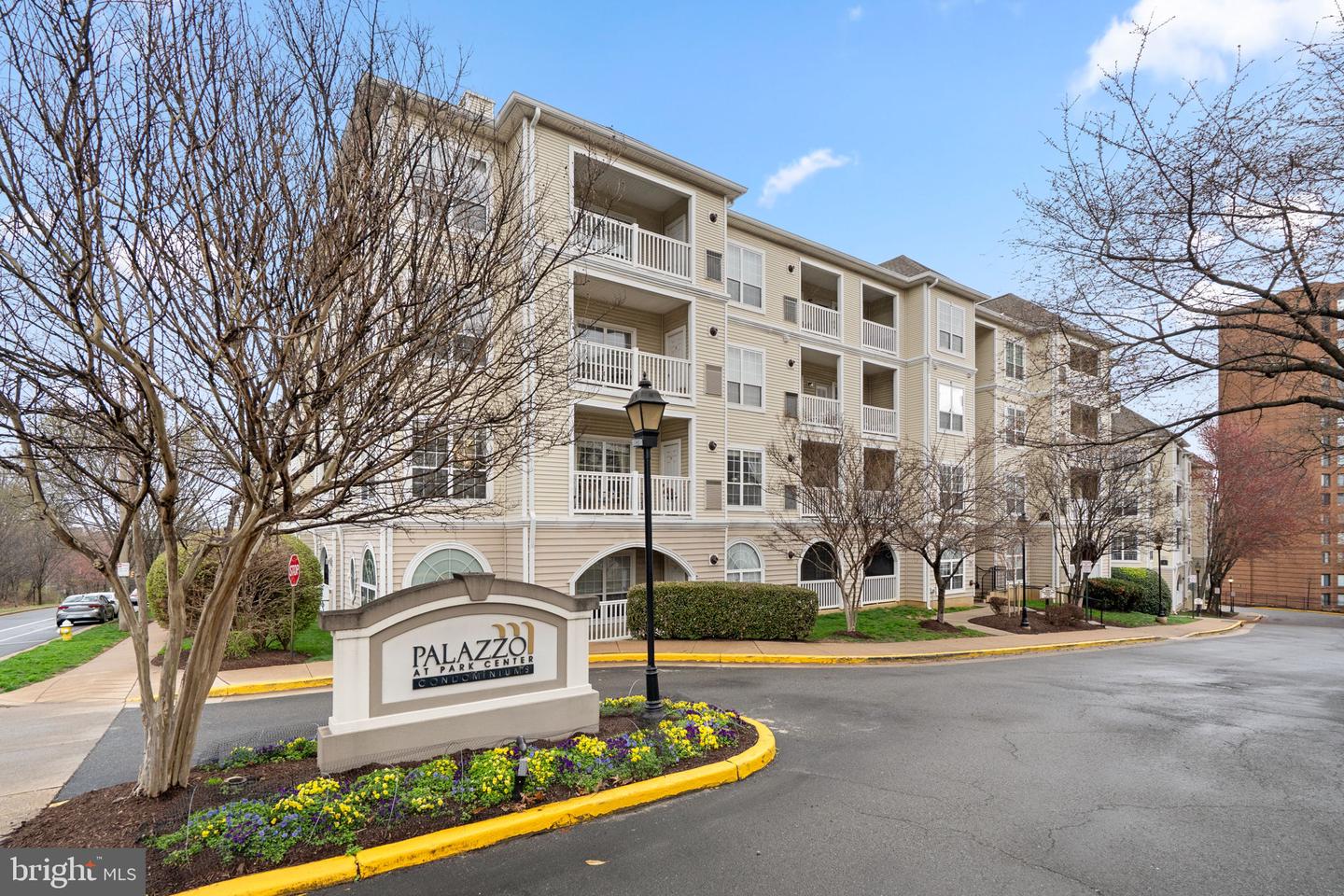 4561 Strutfield Lane #3101, Alexandria