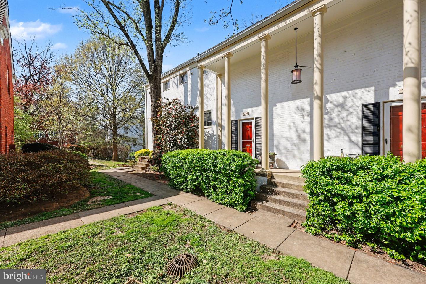 3380 Gunston Road, Alexandria