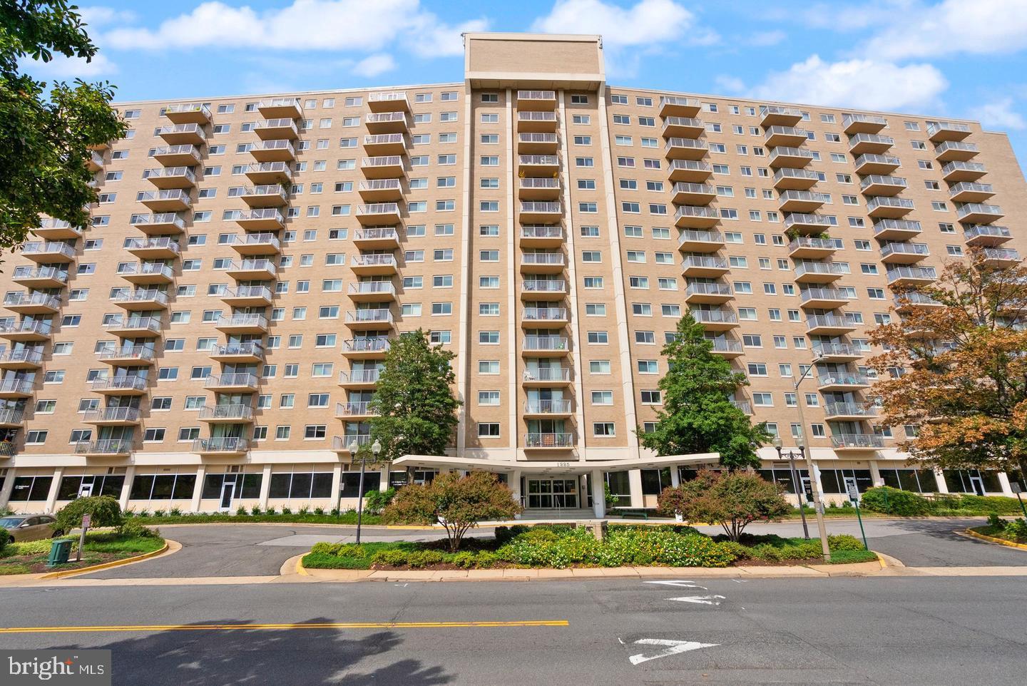 1225 Martha Custis Drive #516