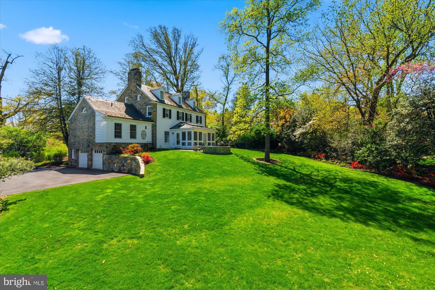 305 Mansion Drive, Alexandria