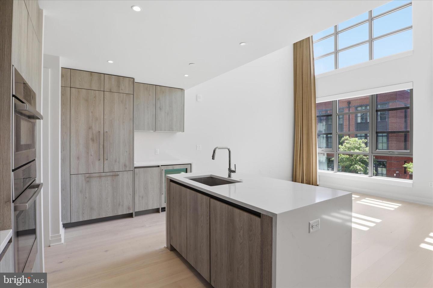 1201 N Royal Street #215