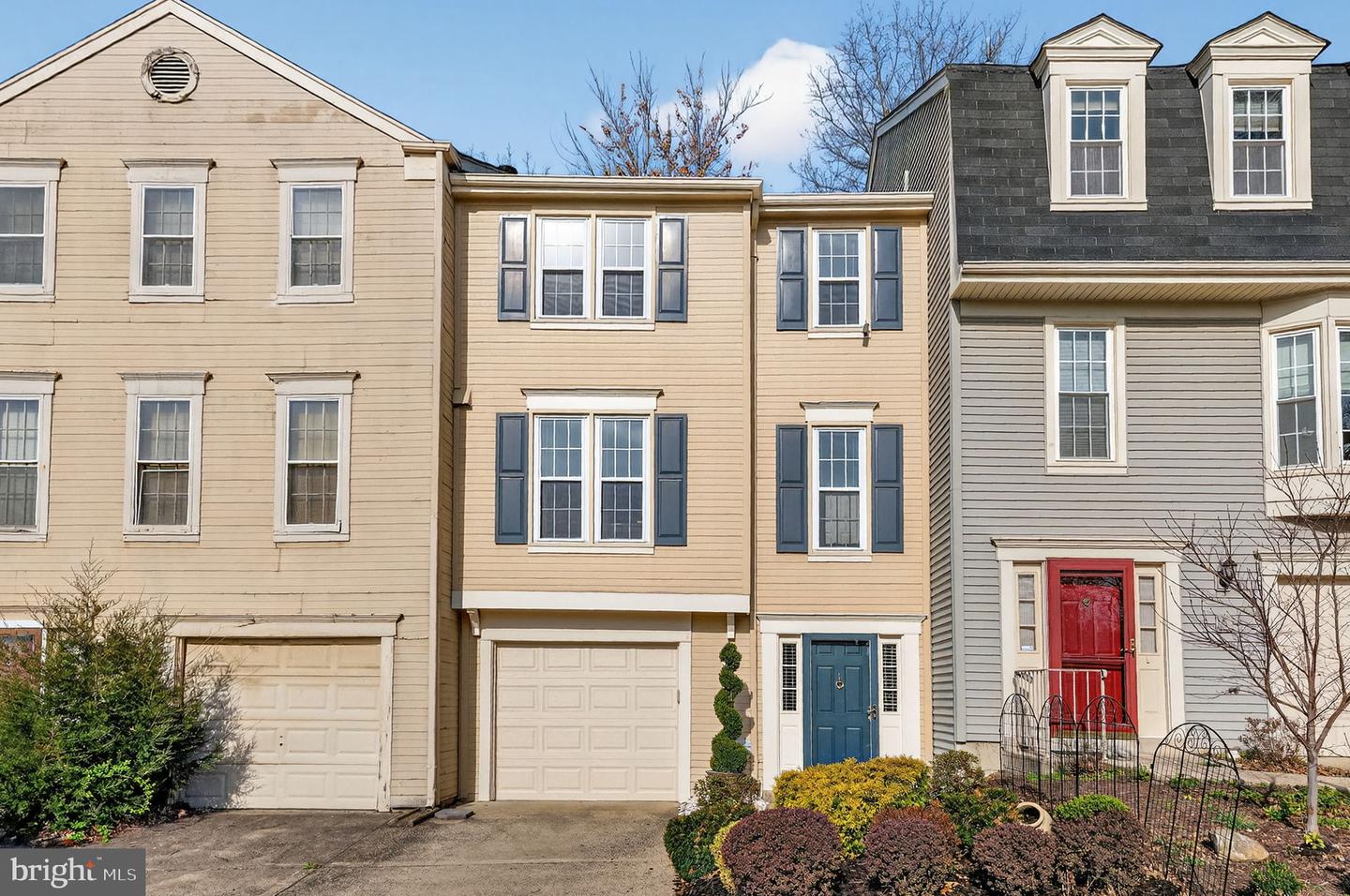 7 S Floyd Street, Alexandria