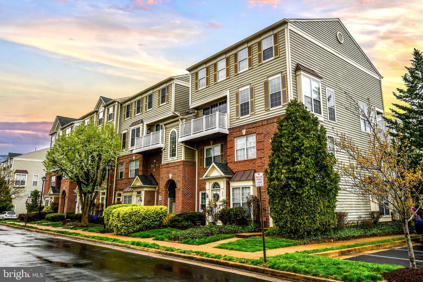 1809 Kenwood Avenue #301