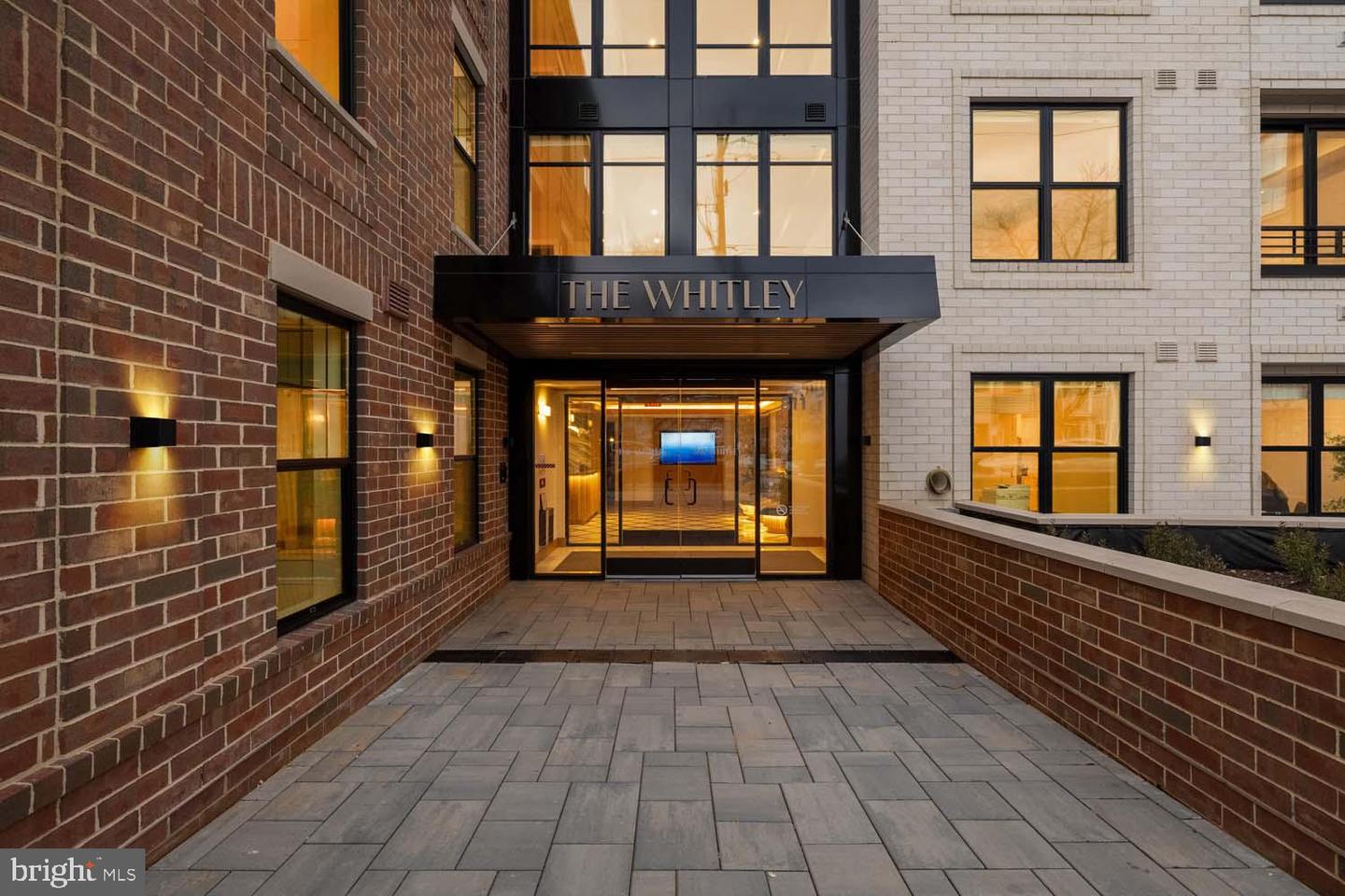 811 N Columbus Street #502, Alexandria