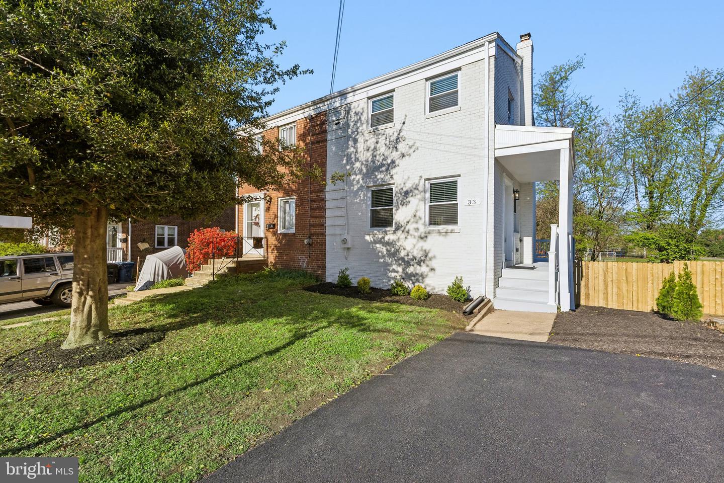 33 Underwood Place, Alexandria