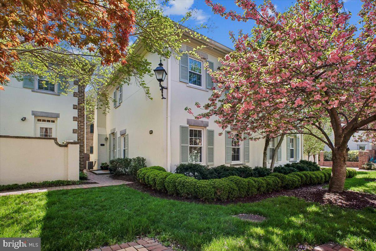 1014 N Royal Street, Alexandria