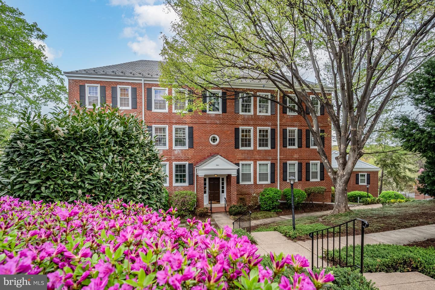 2911 S Dinwiddie Street #c2, Arlington