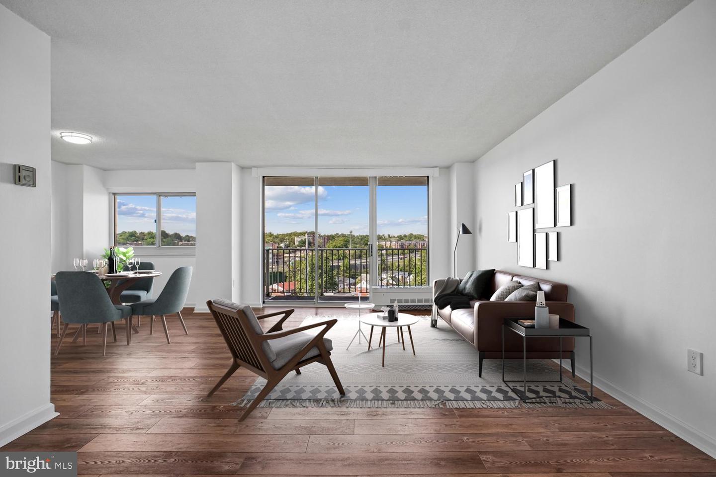 1225 Martha Custis Drive #811
