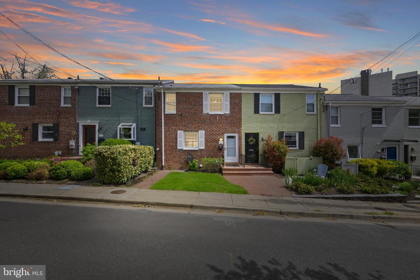 211 Guthrie Avenue, Alexandria